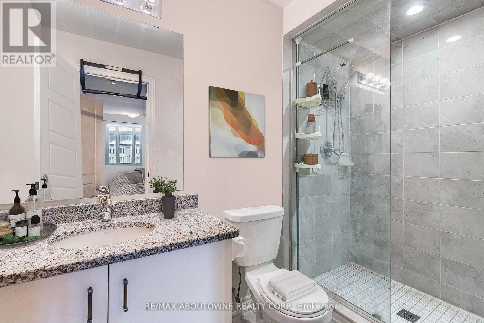 Photo 31 of 62 Skinner Drive, Guelph ON