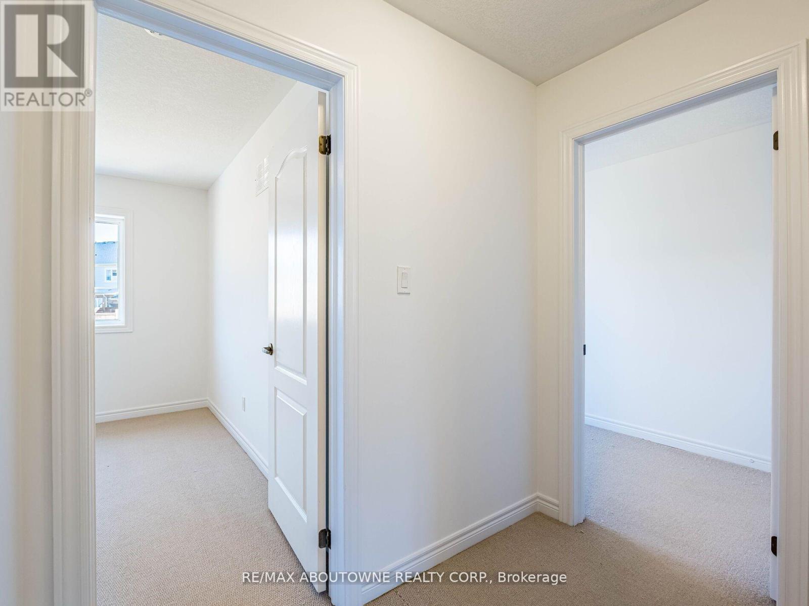 Photo 35 of 62 Skinner Drive, Guelph ON