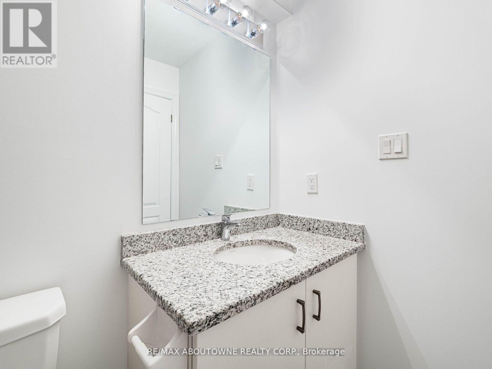 Photo 44 of 62 Skinner Drive, Guelph ON