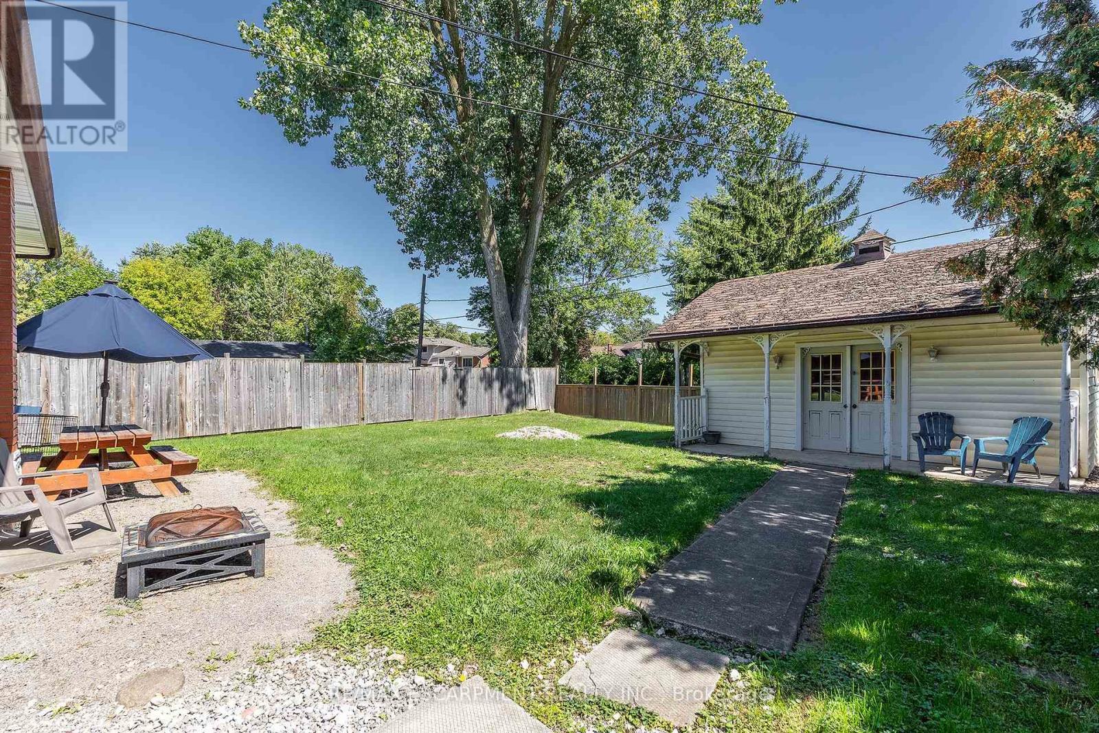 Photo 17 of 426 Clare Avenue, Welland ON