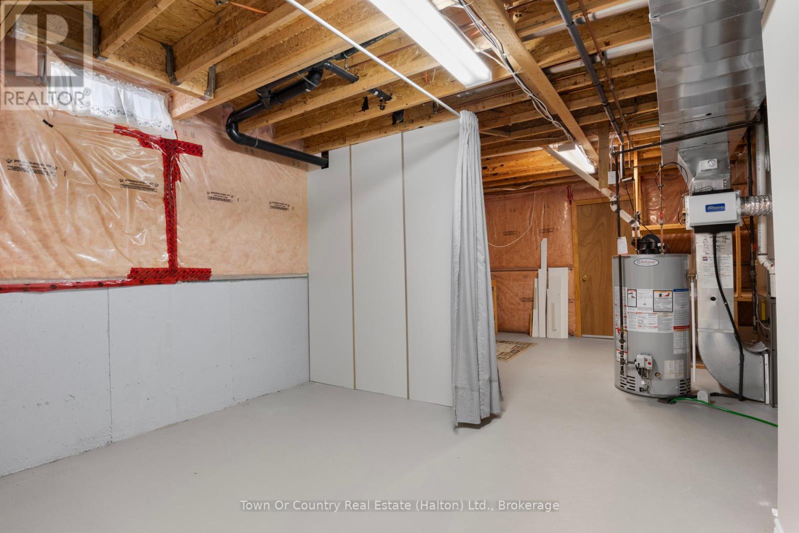 Photo 39 of 258 Malick Street, Milton ON
