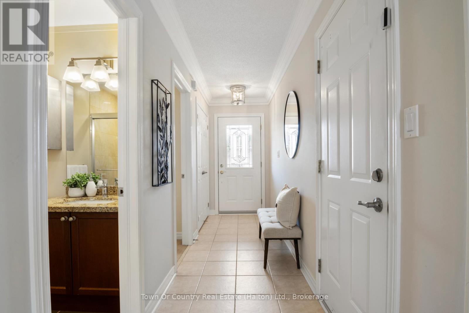 Photo 6 of 258 Malick Street, Milton ON