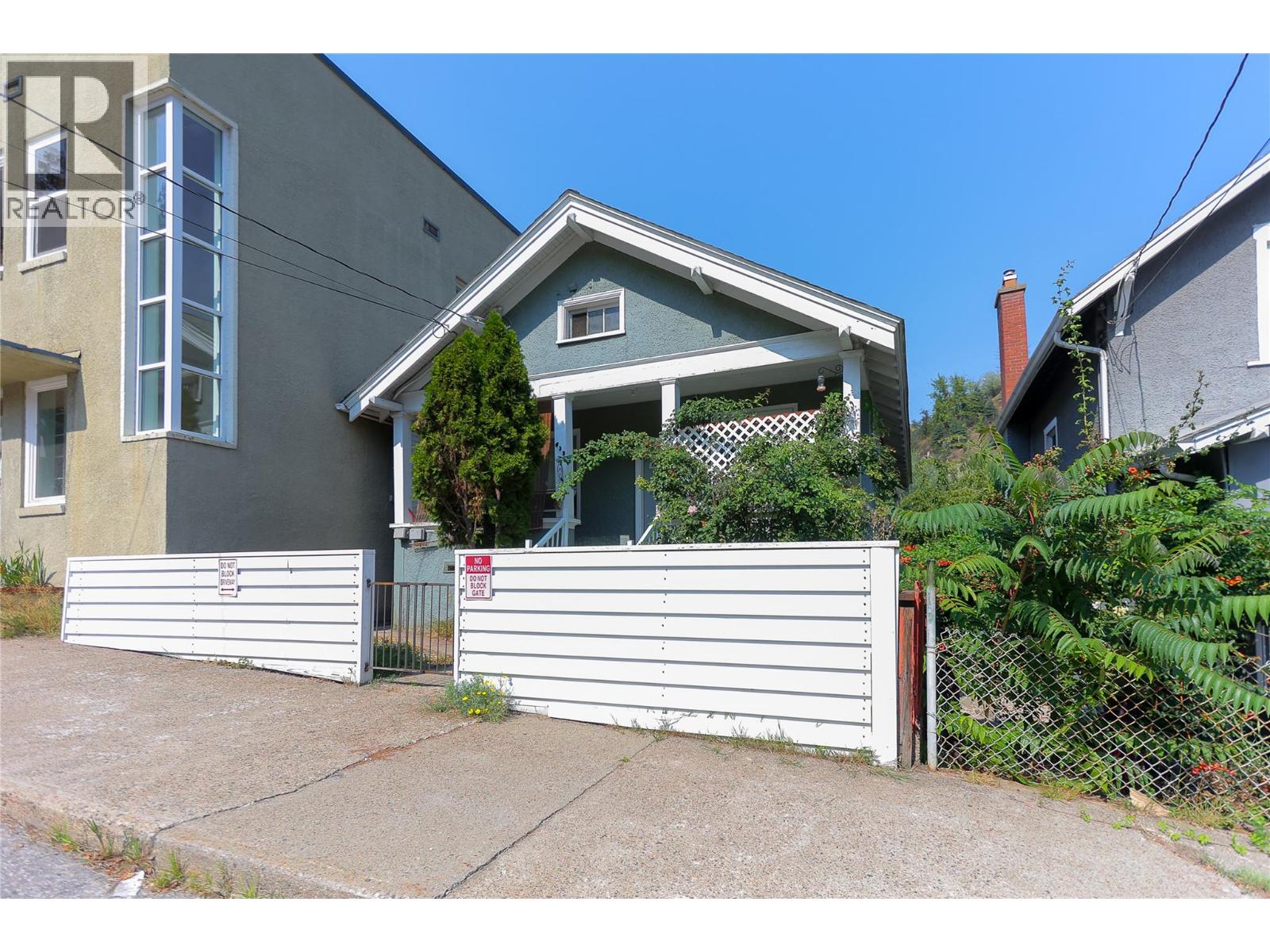 635 VICTORIA Street, Trail