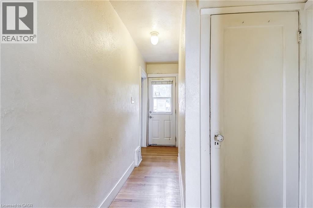 Photo 17 of 187 Edwin Street, Kitchener ON