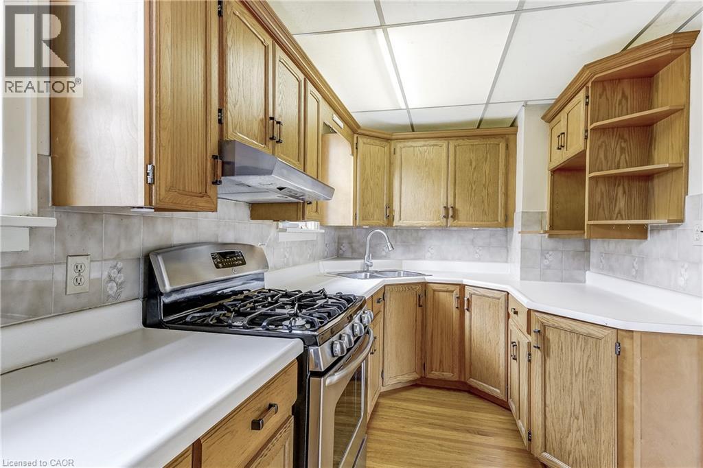 Photo 13 of 187 Edwin Street, Kitchener ON