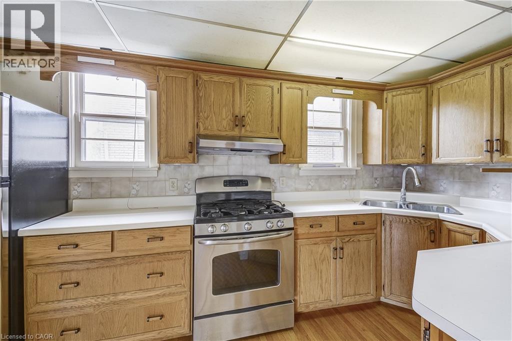 Photo 15 of 187 Edwin Street, Kitchener ON