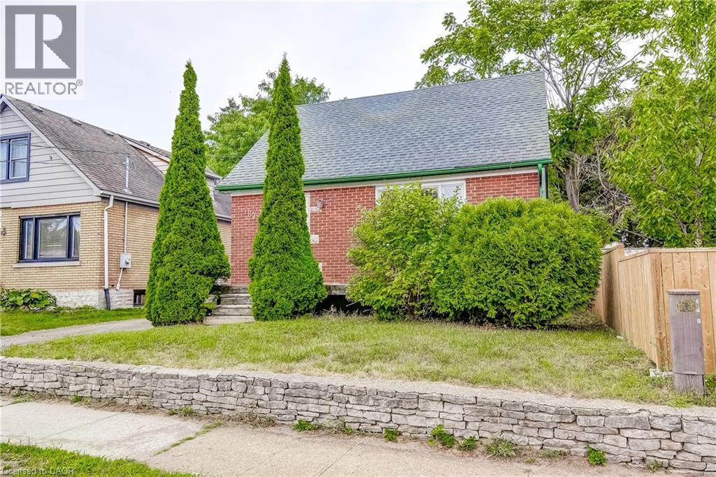 Photo 3 of 187 Edwin Street, Kitchener ON