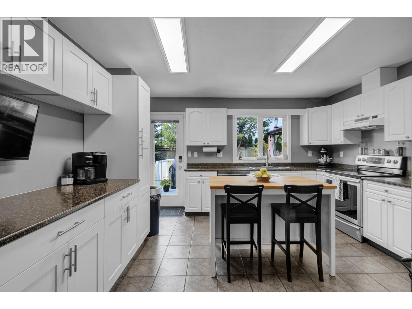 Photo 8 of 4754 Vellencher Road, Prince George BC