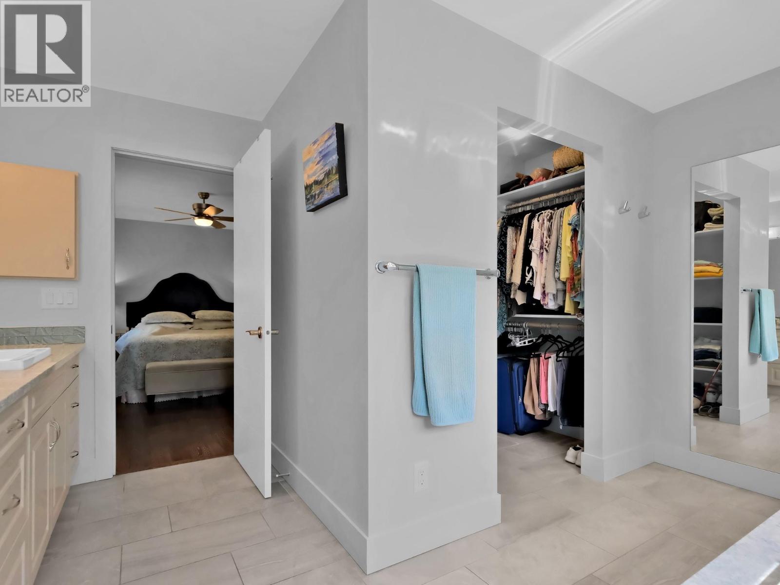 6090 Somerset Avenue, Peachland