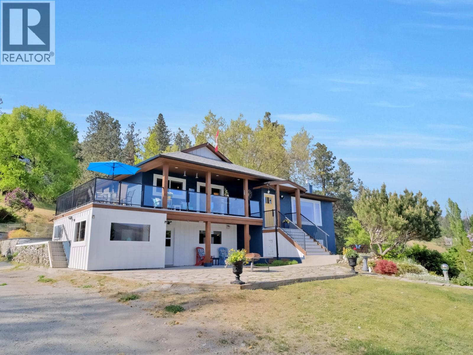 6090 Somerset Avenue, Peachland