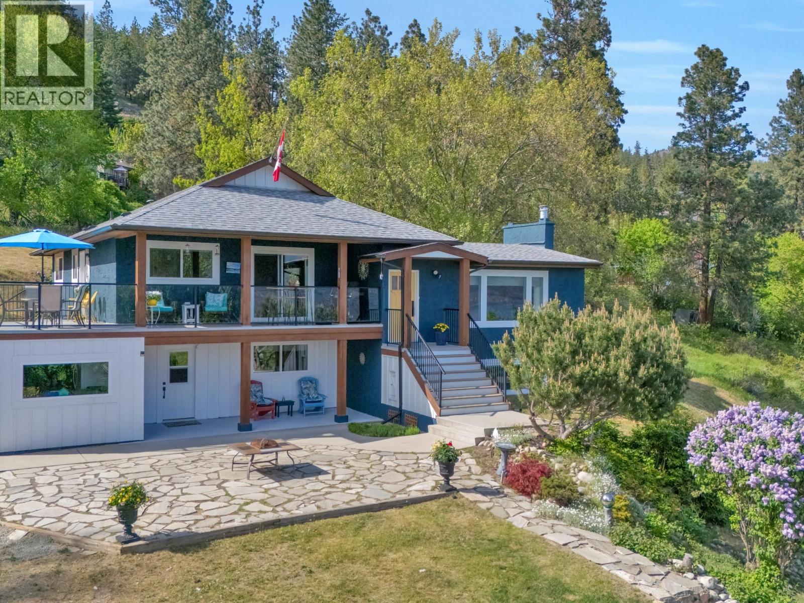 6090 Somerset Avenue, Peachland