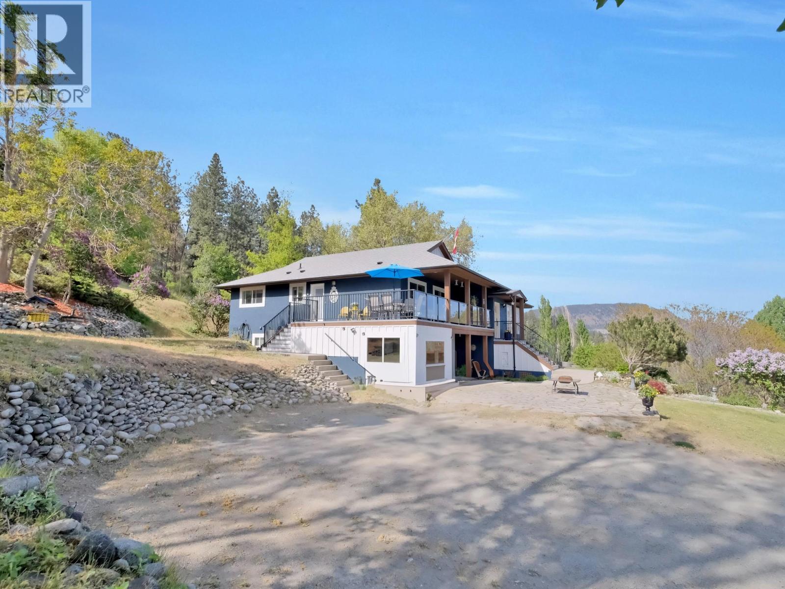 6090 Somerset Avenue, Peachland