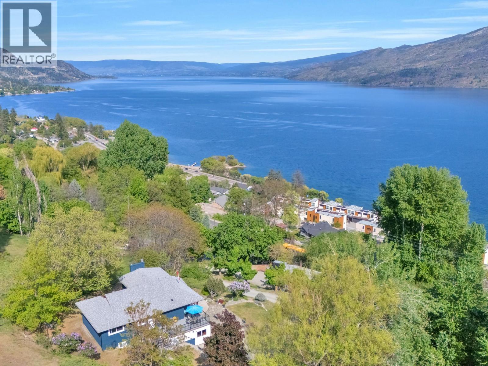 6090 Somerset Avenue, Peachland