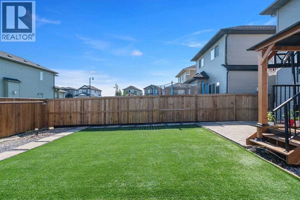 Photo 22 of 818 Hampshire Crescent Ne, High River AB