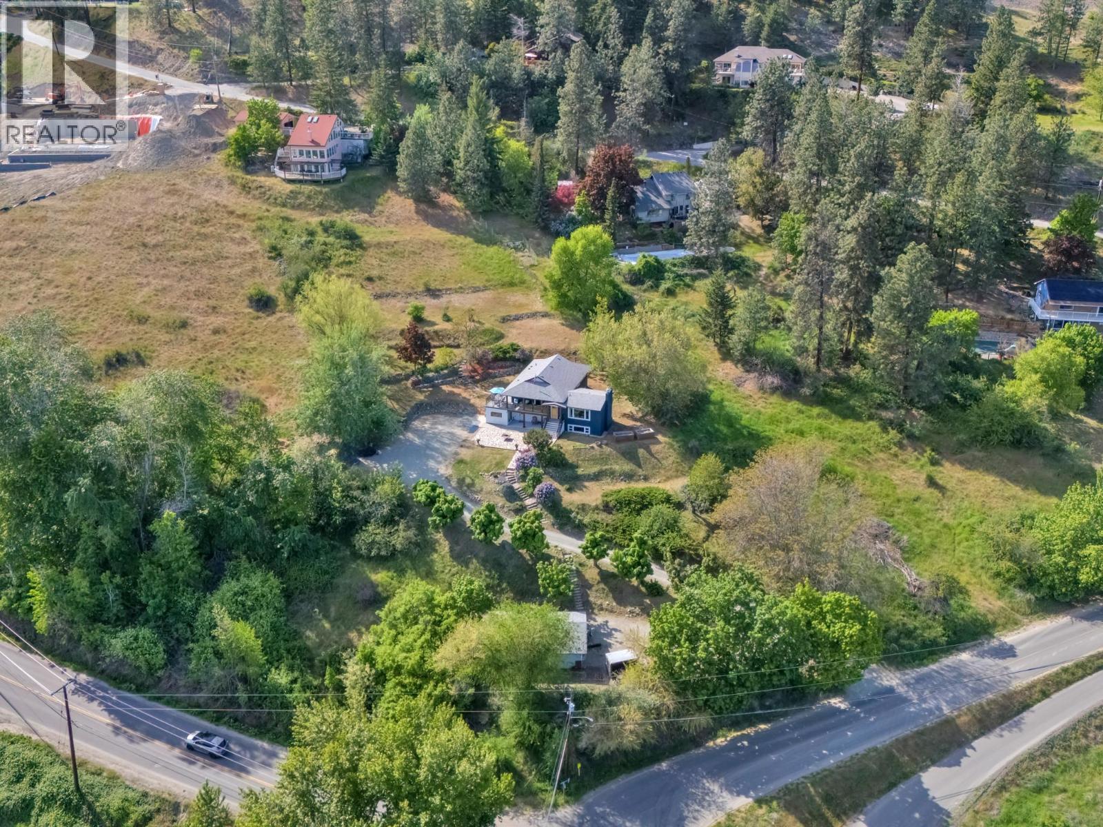 6090 Somerset Avenue, Peachland