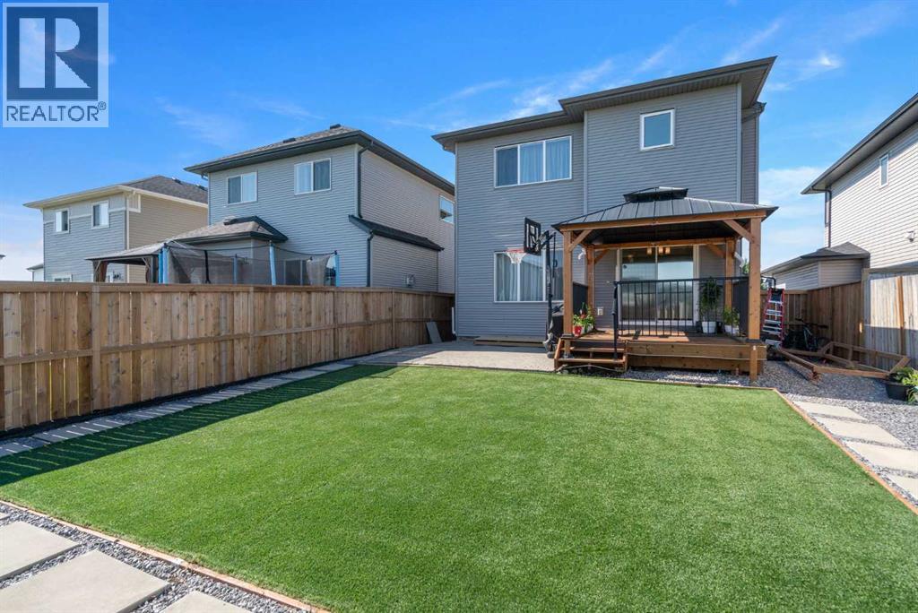 Photo 23 of 818 Hampshire Crescent Ne, High River AB