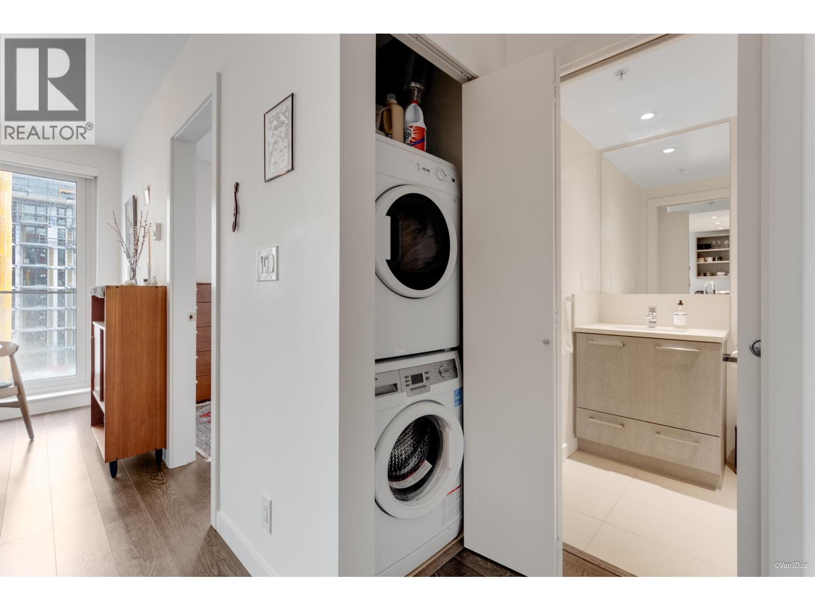 Photo 10 of 804 983 E Hastings Street, Vancouver BC
