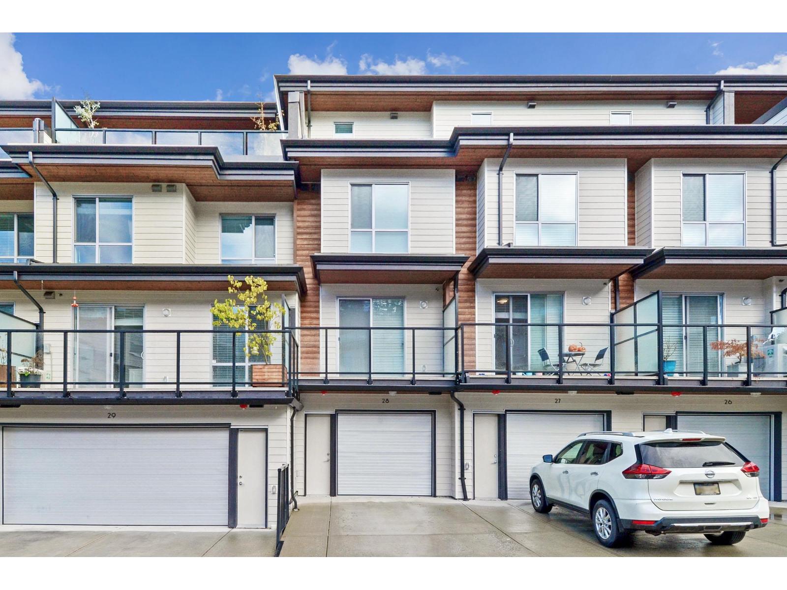 Photo 1 of 28 15775 Mountain View Drive, Surrey BC