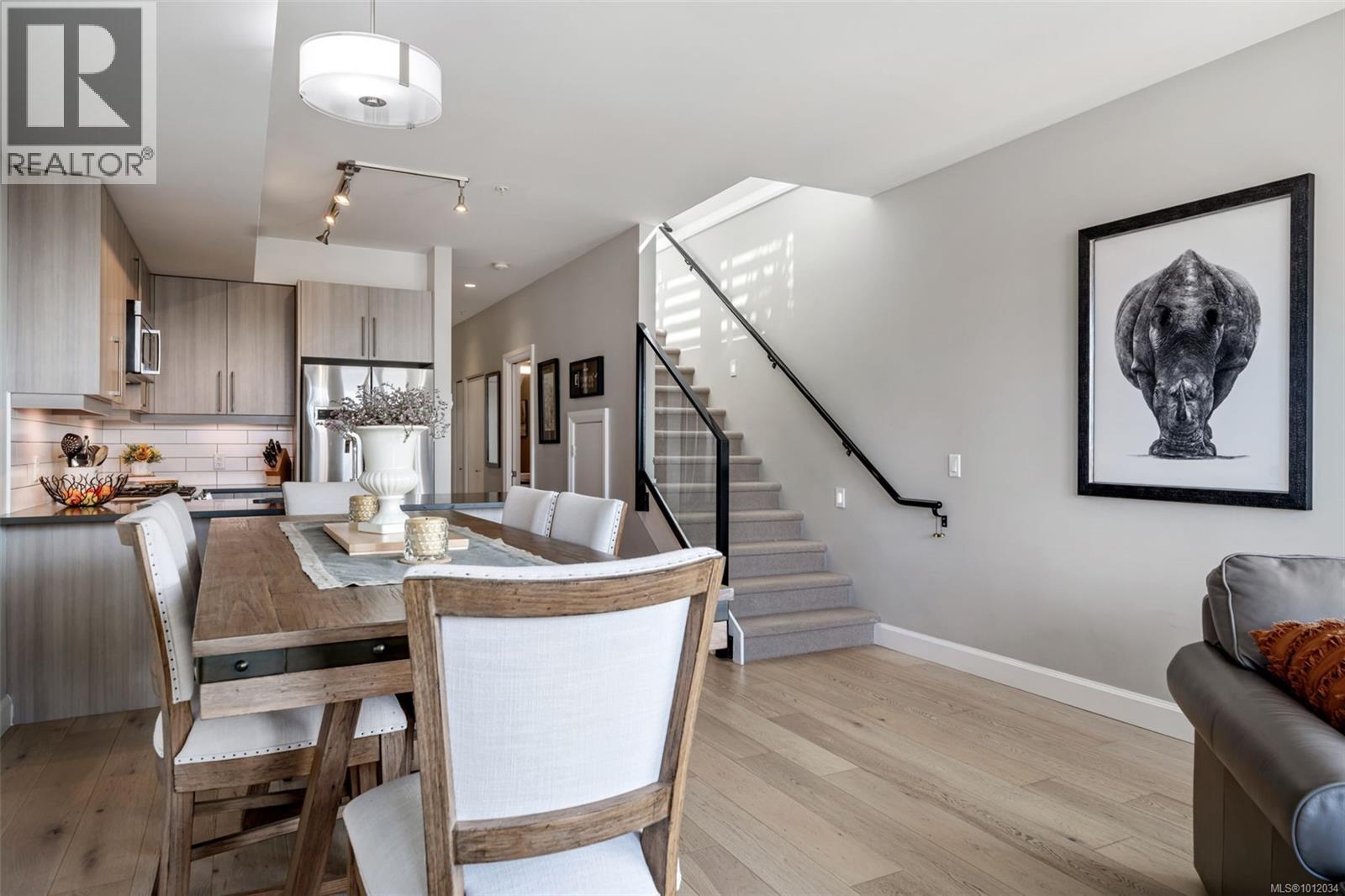 Photo 12 of 407 595 Pandora Ave, Victoria BC