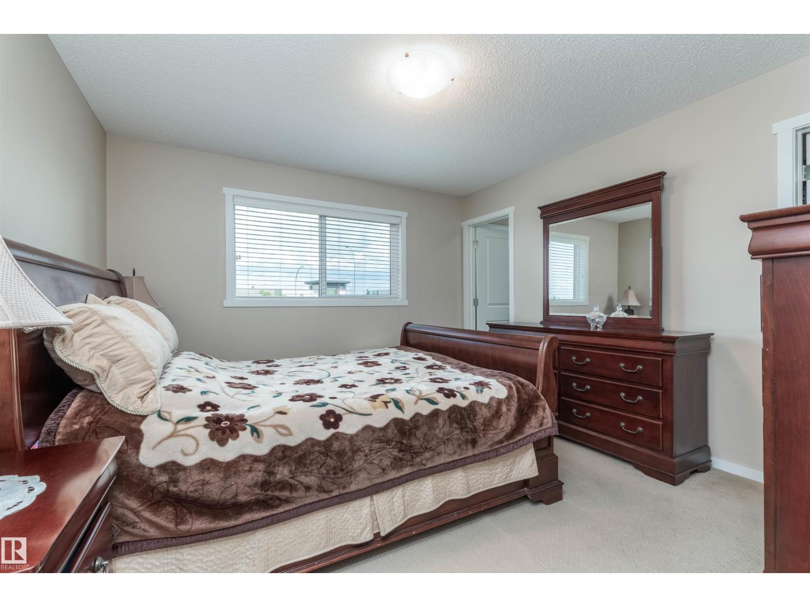 Photo 13 of 7526 Ellesmere Wy, Sherwood Park AB
