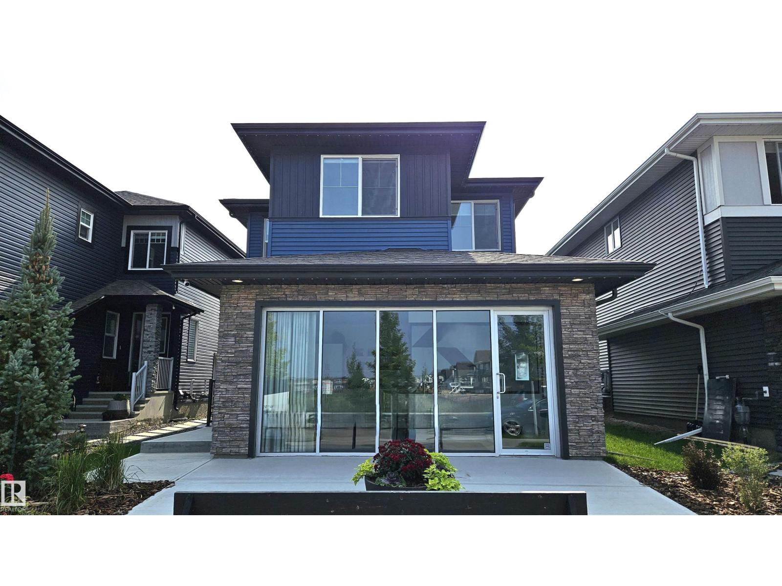 Photo 17 of 367 Glenridding Ravine Rd Sw, Edmonton AB