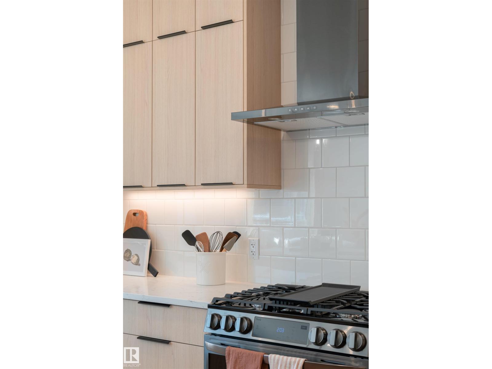 Photo 6 of 367 Glenridding Ravine Rd Sw, Edmonton AB