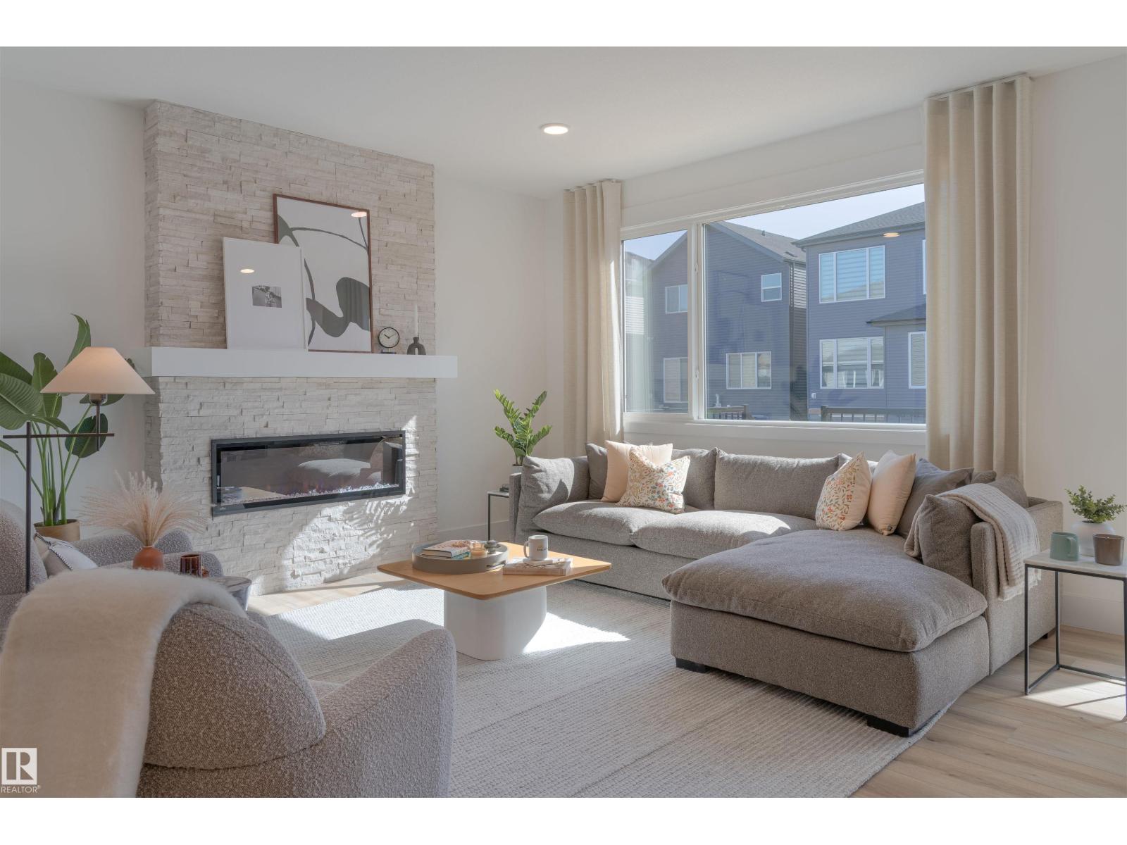 Photo 7 of 367 Glenridding Ravine Rd Sw, Edmonton AB