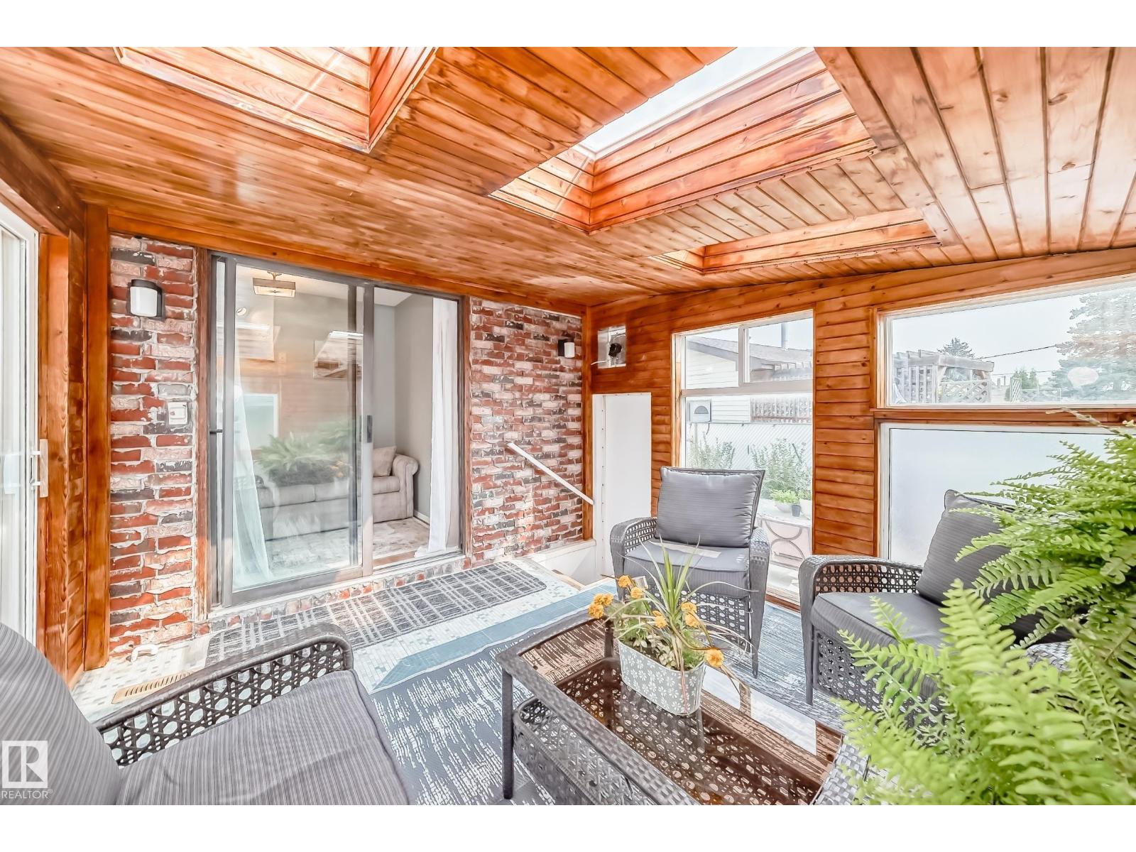 Photo 23 of 10511 135 B Av Nw, Edmonton AB
