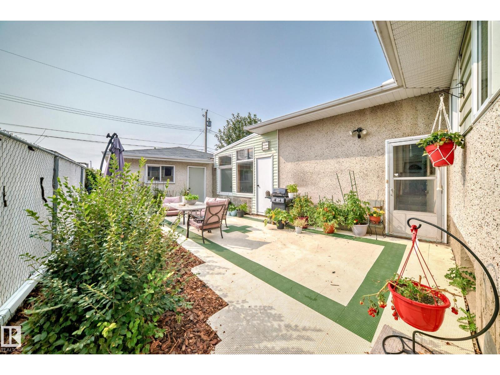 Photo 46 of 10511 135 B Av Nw, Edmonton AB