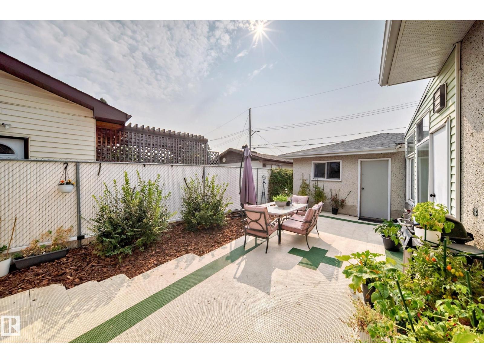 Photo 47 of 10511 135 B Av Nw, Edmonton AB