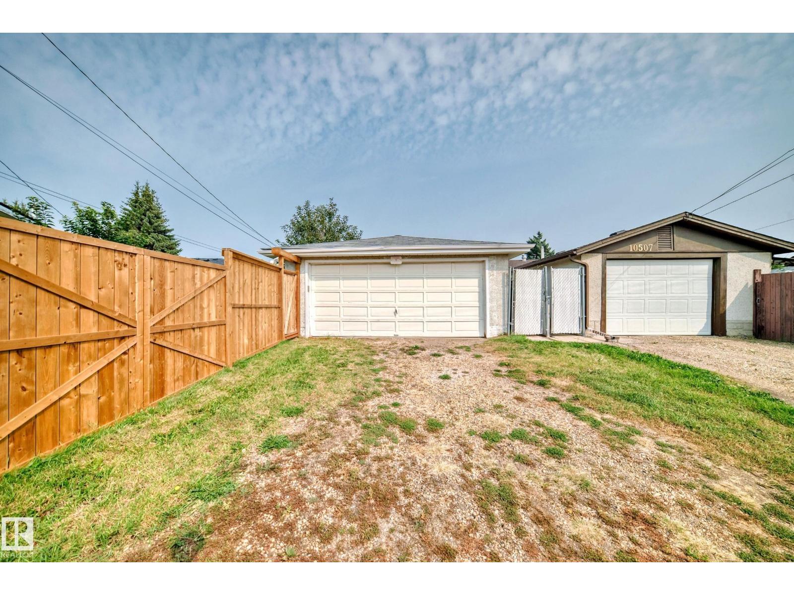 Photo 48 of 10511 135 B Av Nw, Edmonton AB