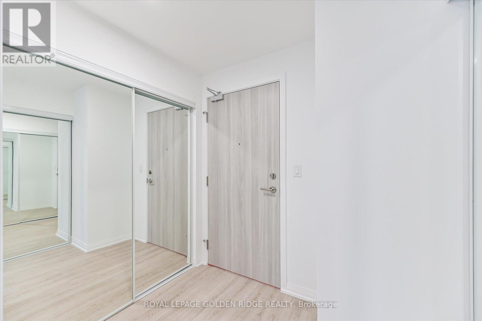 Photo 2 of 316 Rm 1 75 Canterbury Place, Toronto ON