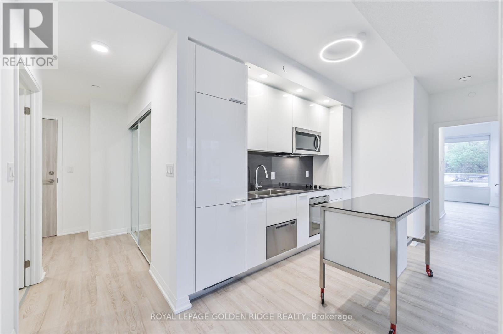 Photo 4 of 316 Rm 1 75 Canterbury Place, Toronto ON