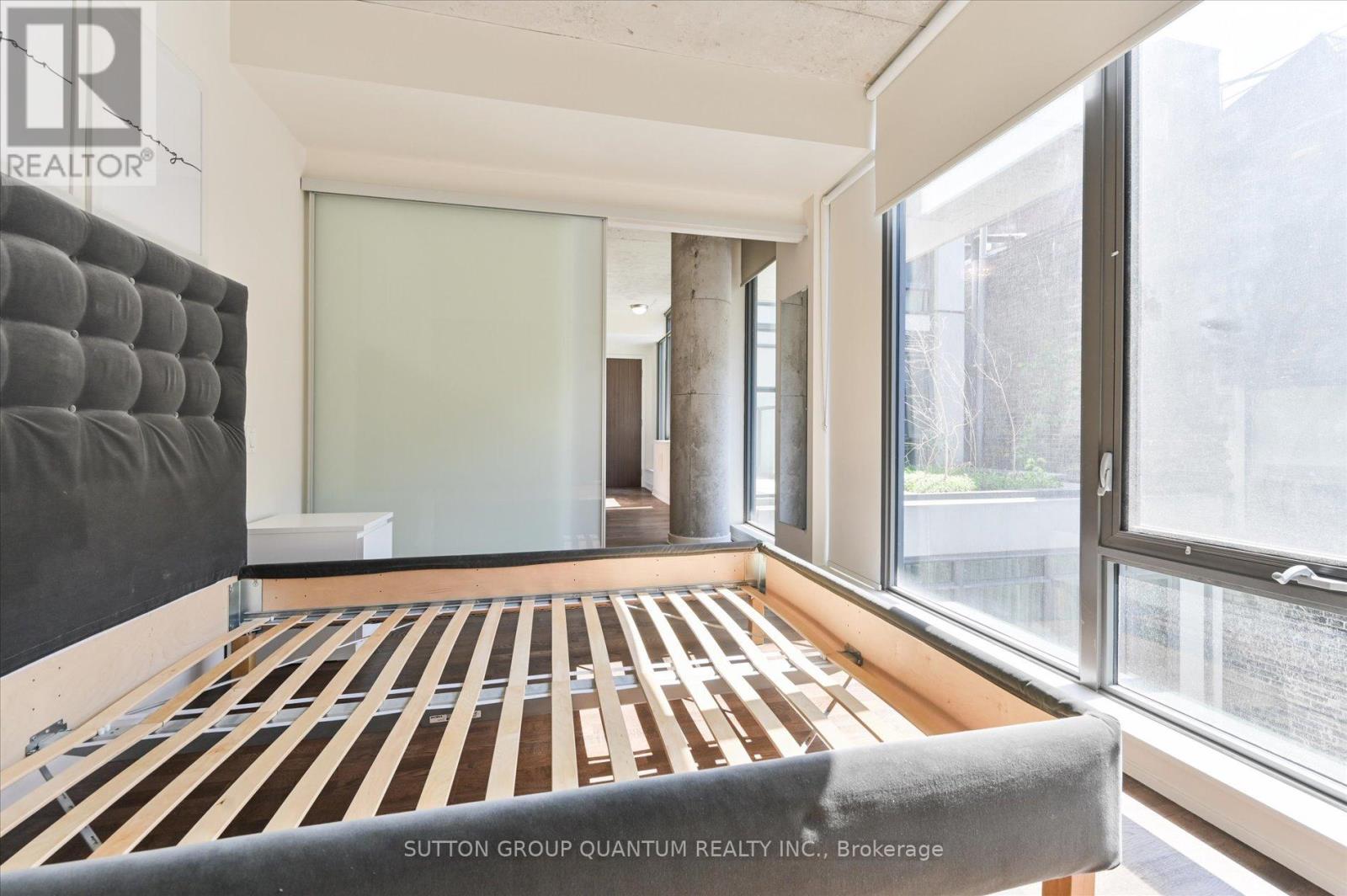 Photo 13 of 340 461 Adelaide Street W, Toronto ON