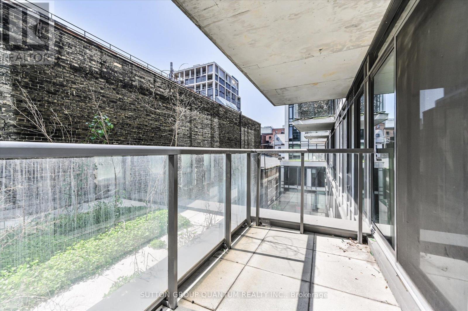 Photo 17 of 340 461 Adelaide Street W, Toronto ON