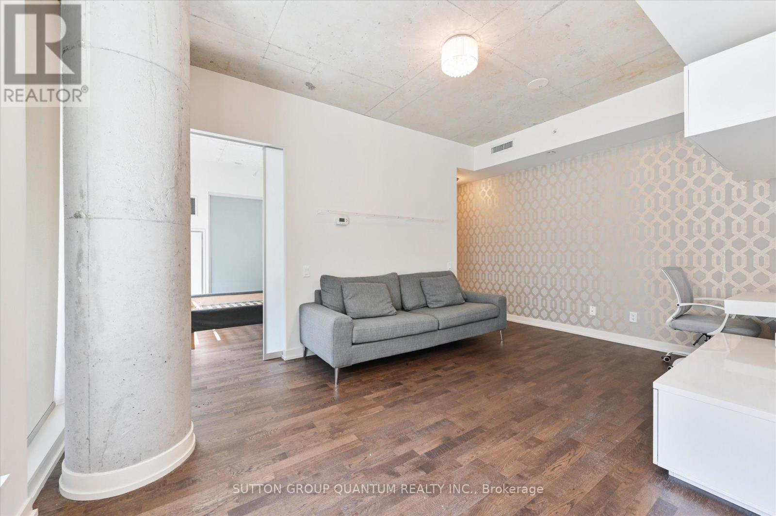 Photo 5 of 340 461 Adelaide Street W, Toronto ON