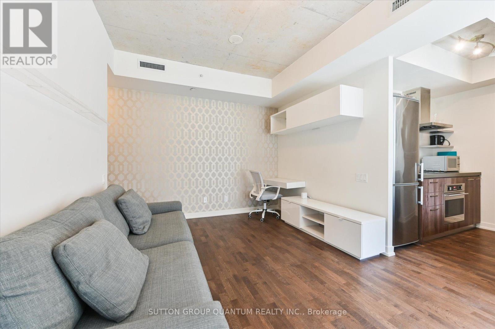 Photo 7 of 340 461 Adelaide Street W, Toronto ON