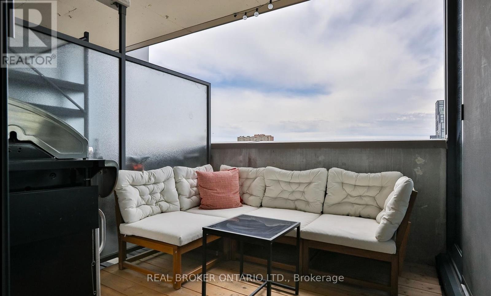 Photo 3 of 1021 20 Minowan Miikan Lane, Toronto ON