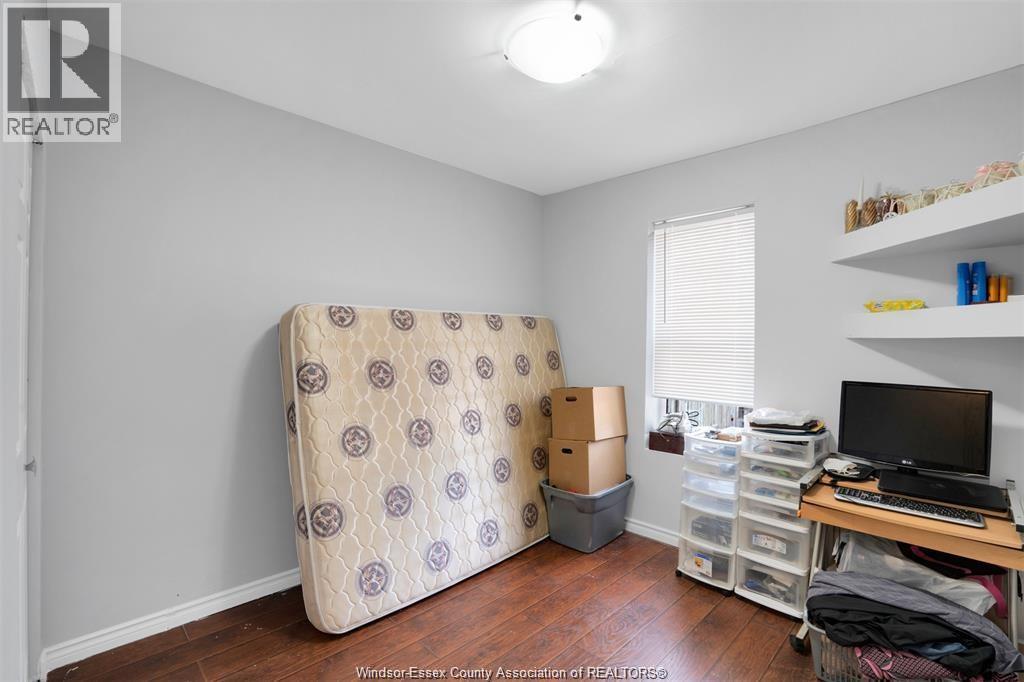 Photo 8 of 576 Shepherd Street East Unit Upper, Windsor ON