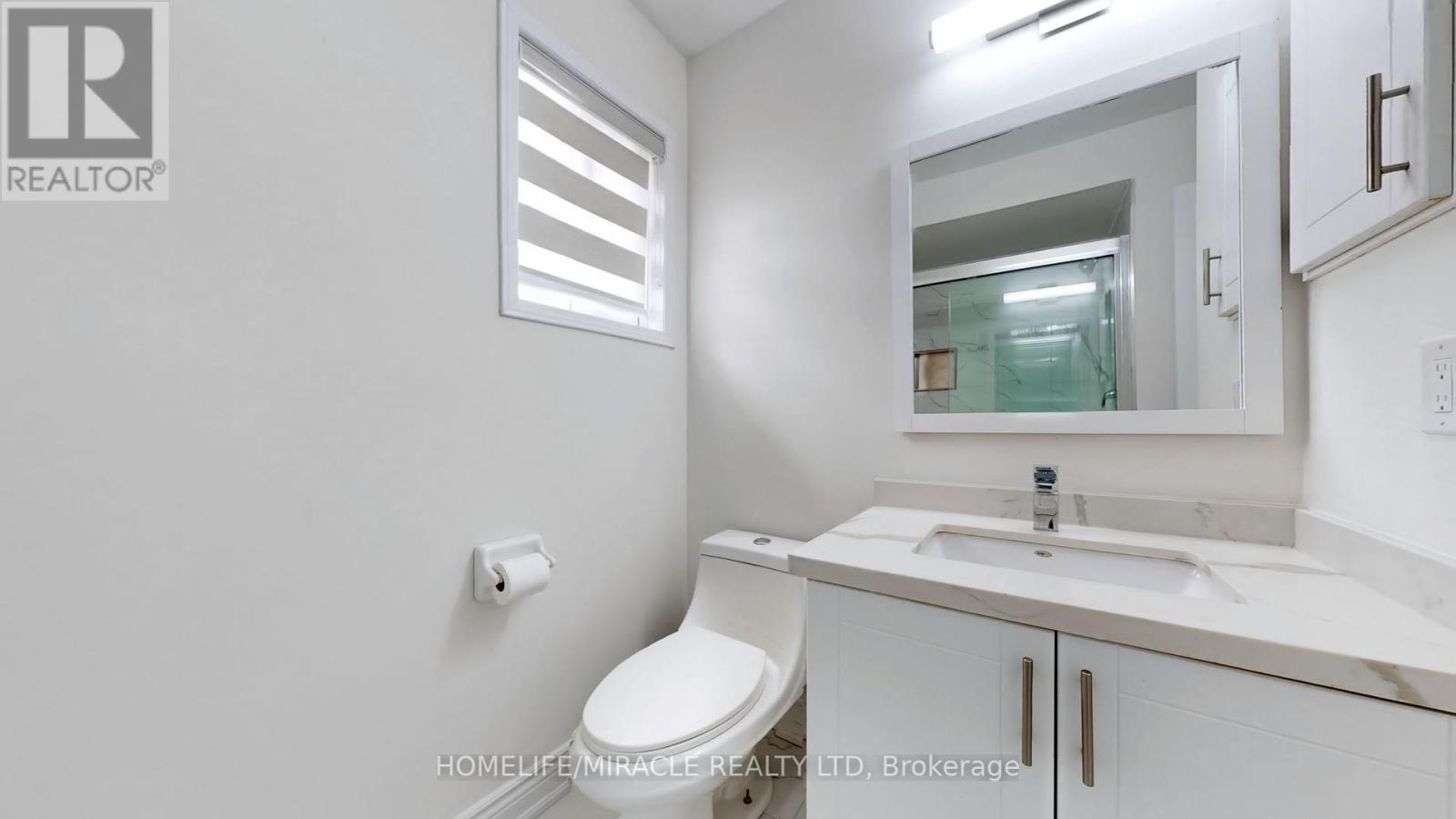 Photo 41 of 17 Beaverhall Road, Brampton ON