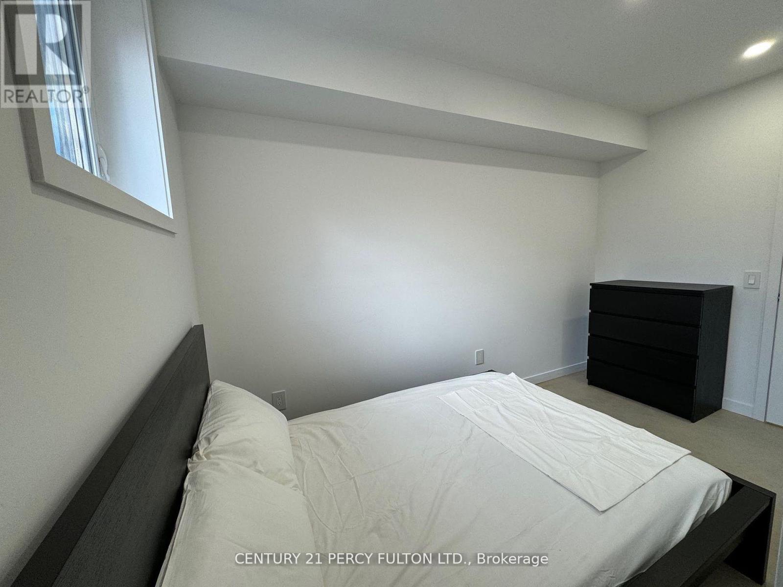 Photo 5 of Bsmt 890 Ossington Avenue, Toronto ON