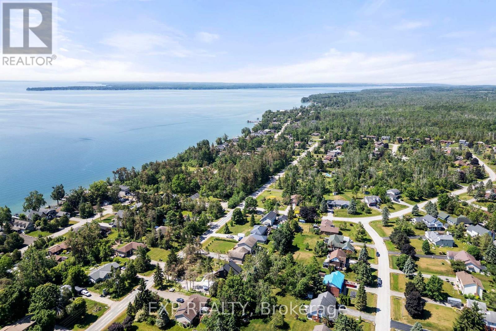 Photo 6 of 24 Shelswell Boulevard, Oromedonte ON