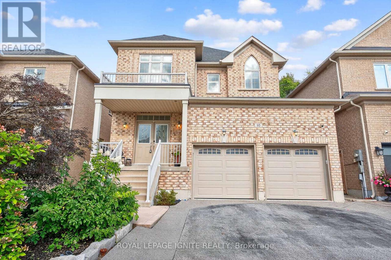 Photo 1 of 95 Chelsea Crescent, Bradford West Gwillimbury ON
