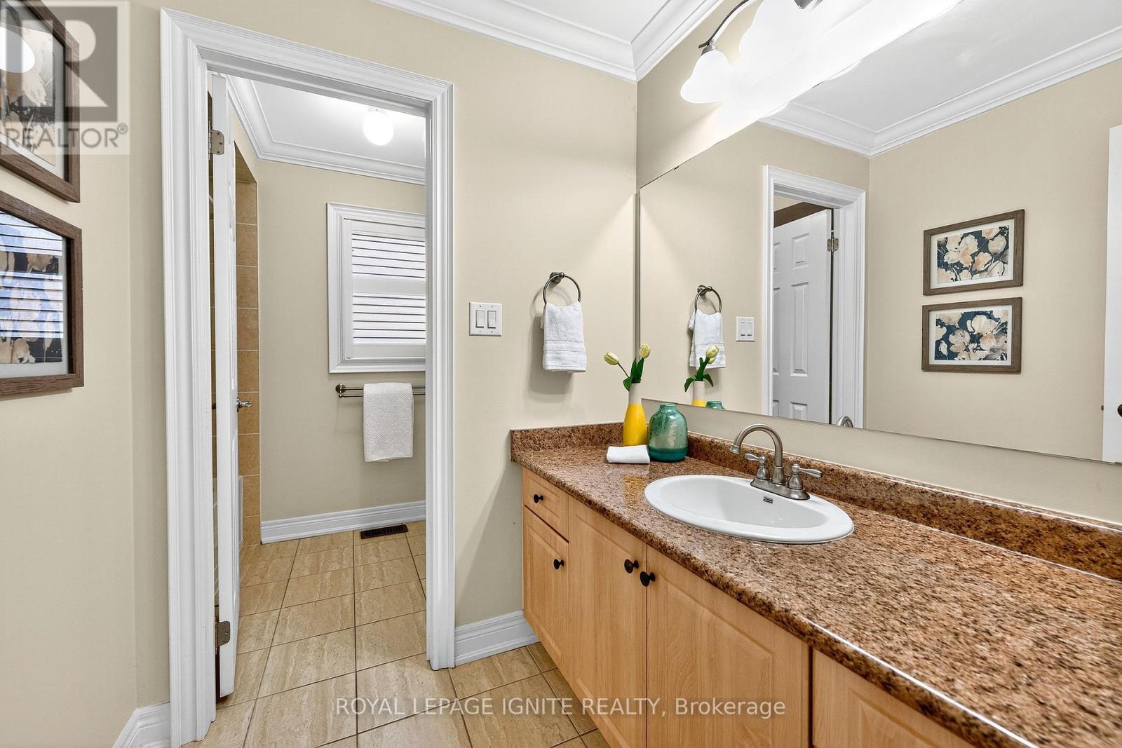 Photo 31 of 95 Chelsea Crescent, Bradford West Gwillimbury ON