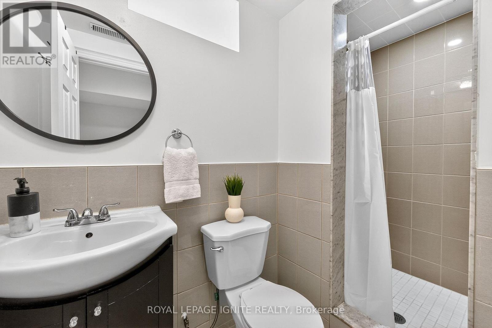 Photo 41 of 95 Chelsea Crescent, Bradford West Gwillimbury ON