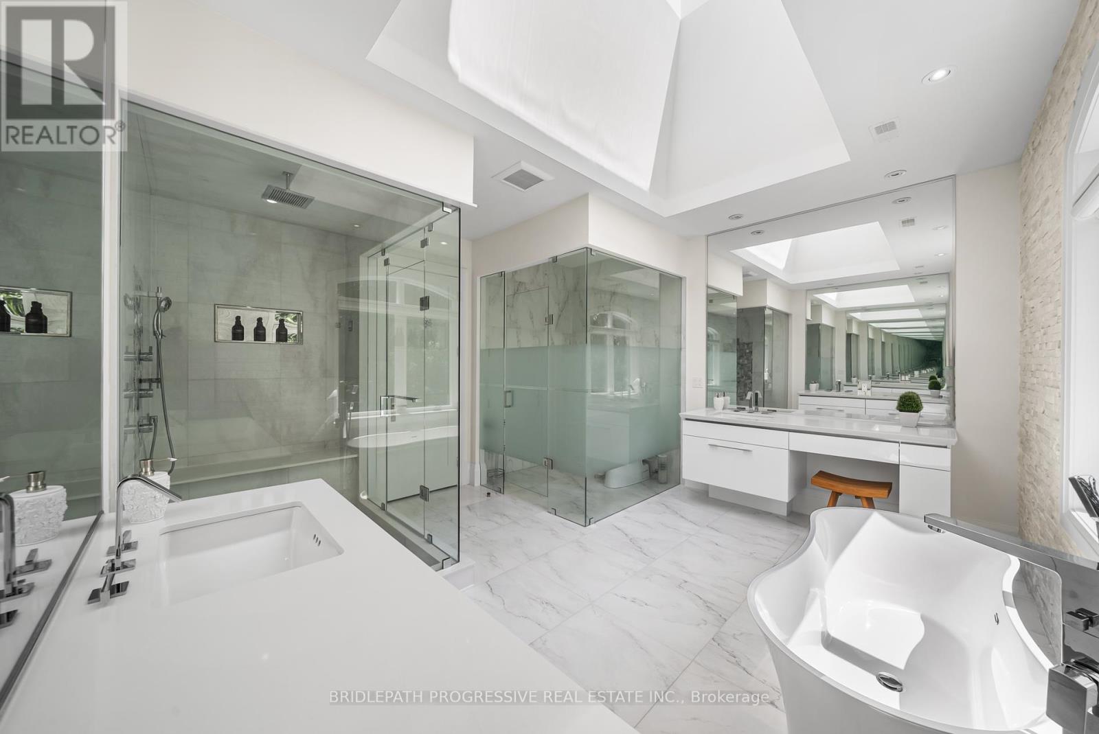 Photo 25 of 25 Portree Crescent, Markham ON