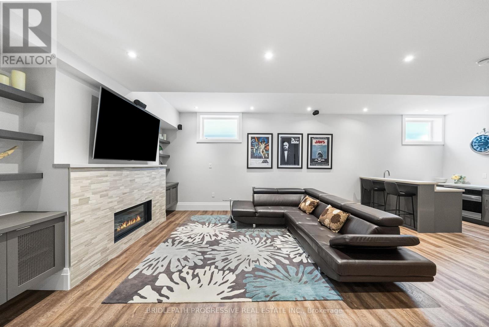 Photo 34 of 25 Portree Crescent, Markham ON