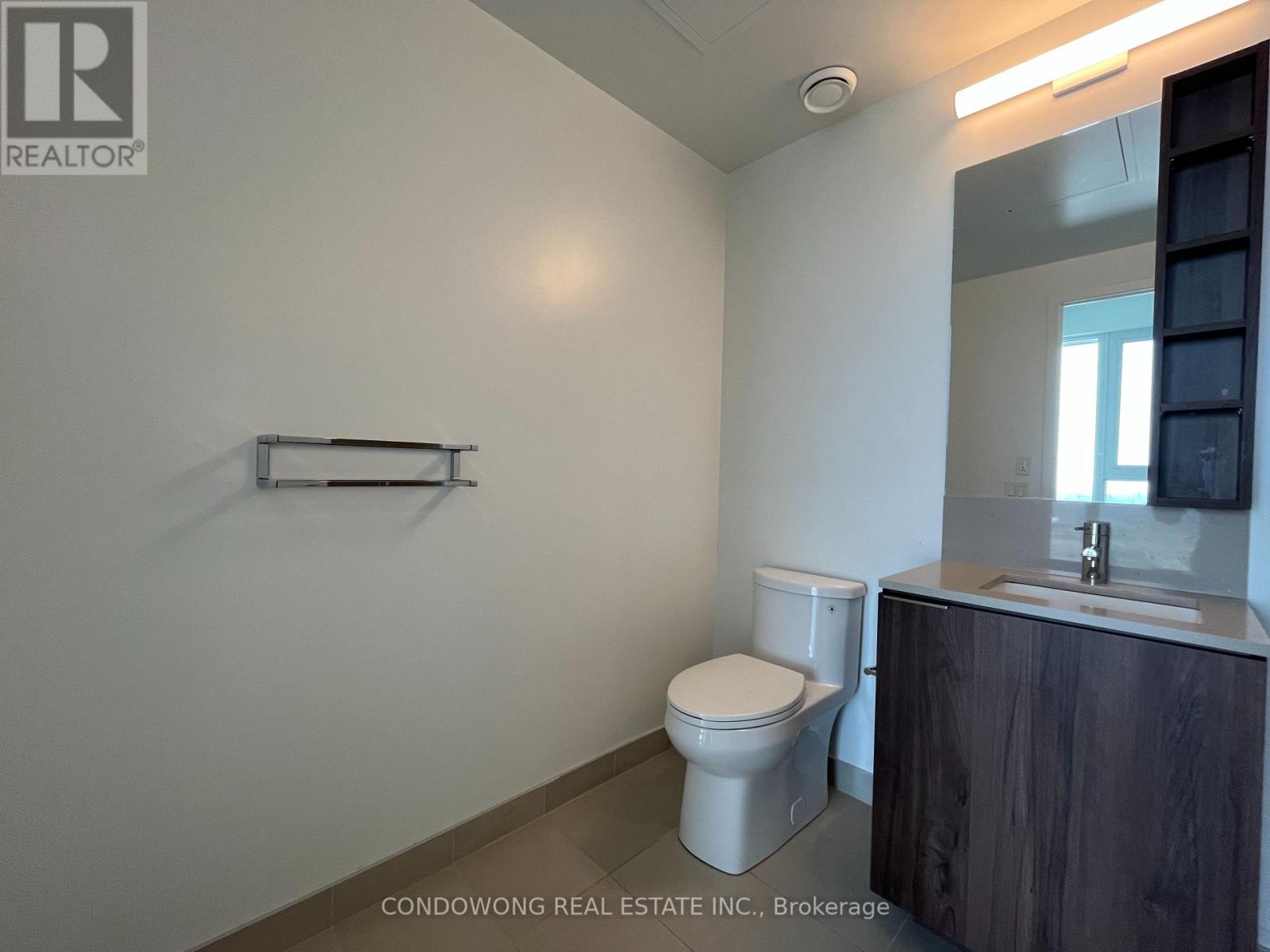 Photo 10 of 2506 1000 Portage Parkway, Vaughan ON