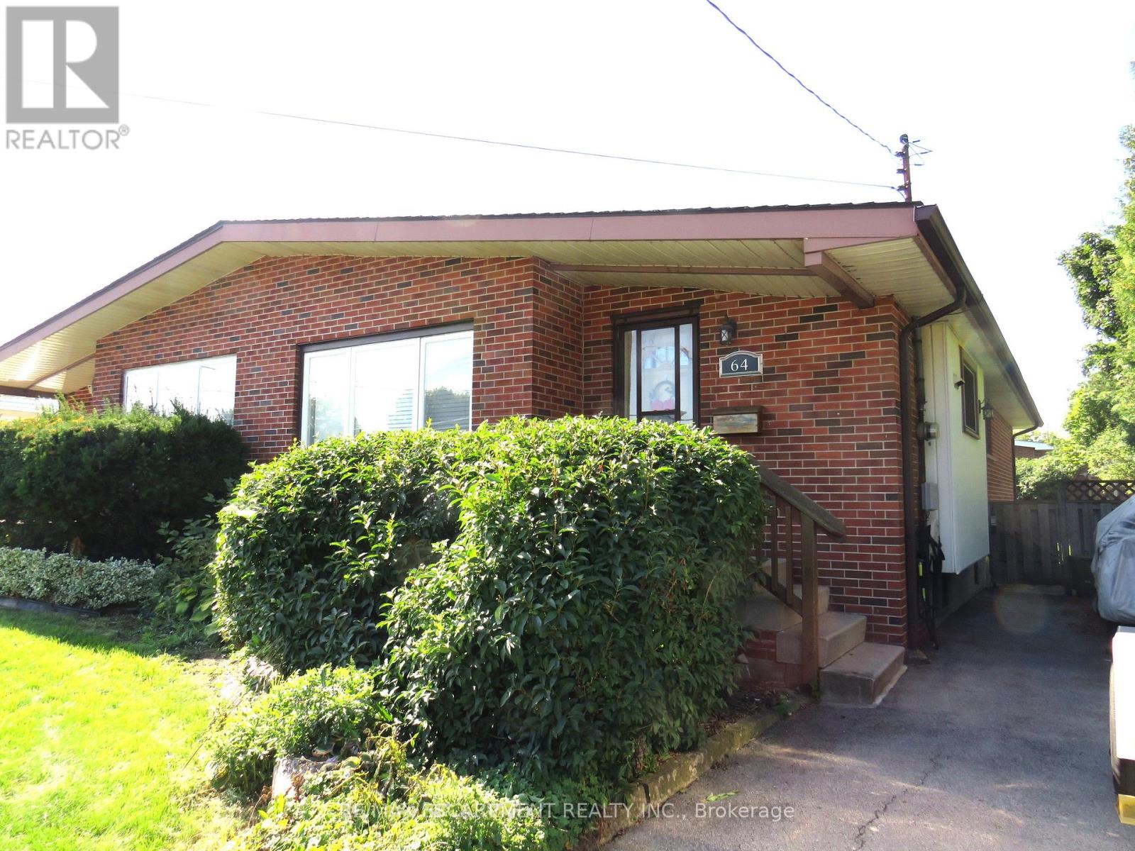 Photo 1 of 64 Luscombe Street, Hamilton ON