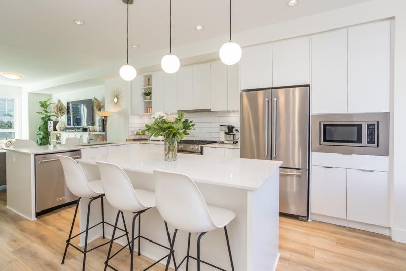 Photo 10 of 44 16561 17 A Avenue, Surrey BC